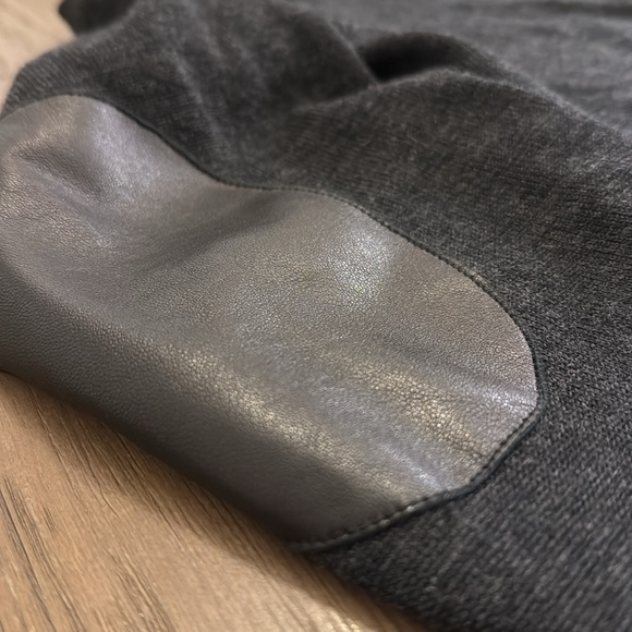 NWOT Ralph Lauren 100% wool cardigan with leather elbow patch - Picture 2 of 5